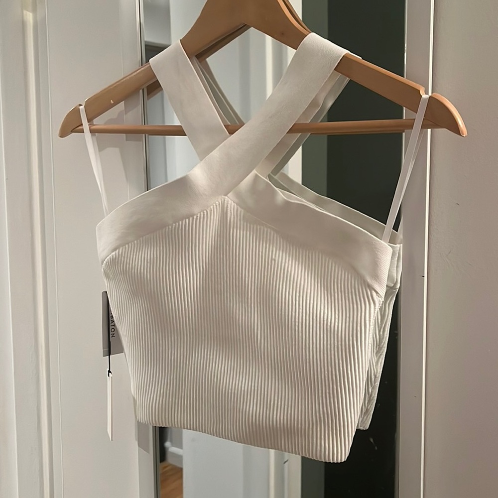 Aritzia Babaton sculpt knit criss cross crop tank